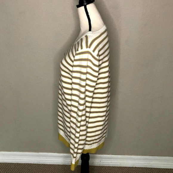 DE Collection Sweater Cream Yellow Tan Stripe Crew Neck Pullover Casual Sz Small - Picture 5 of 12